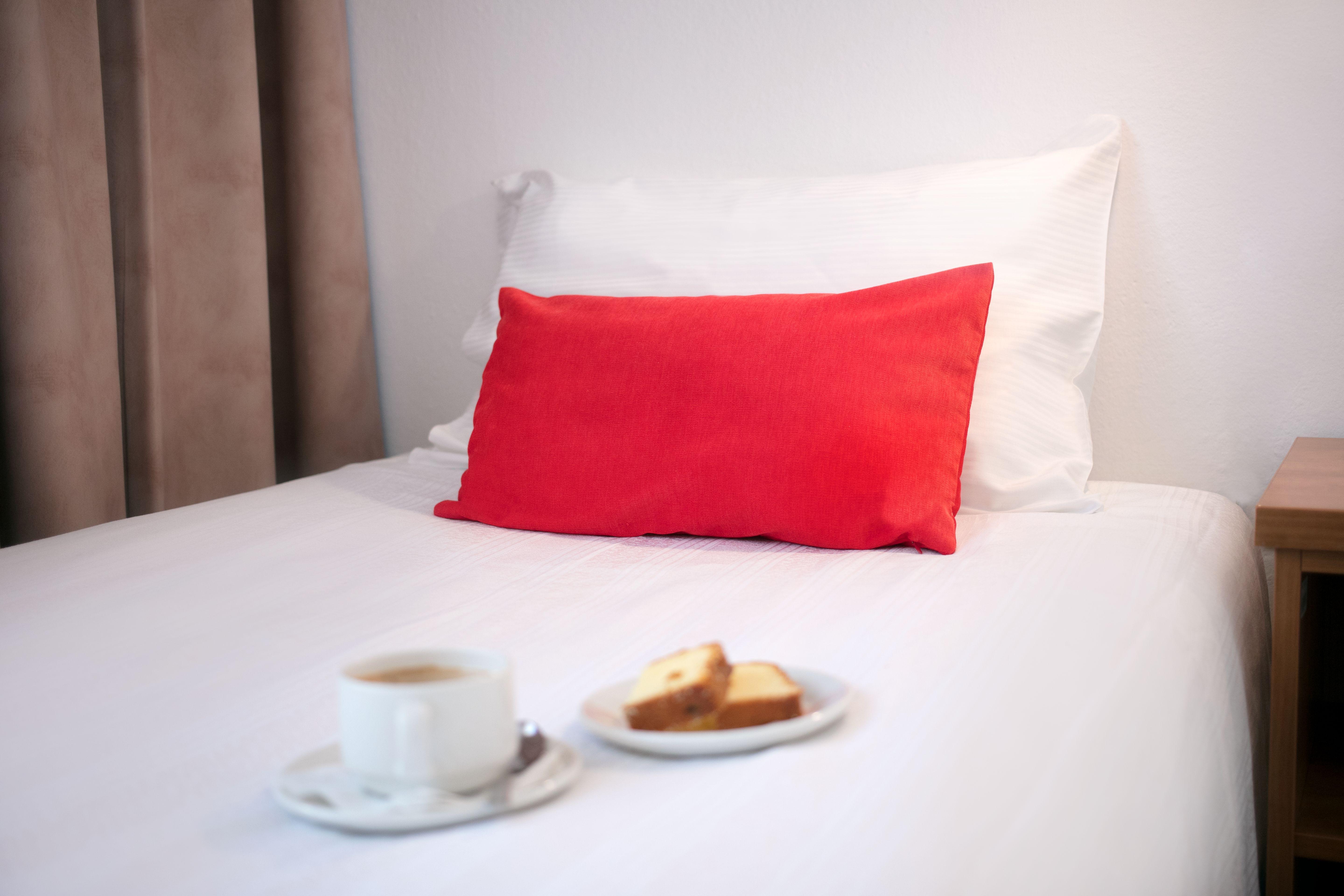 Aramis Hotel *